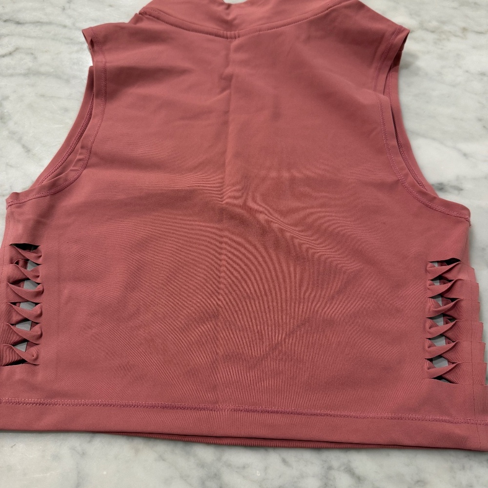 Nike workout crop top